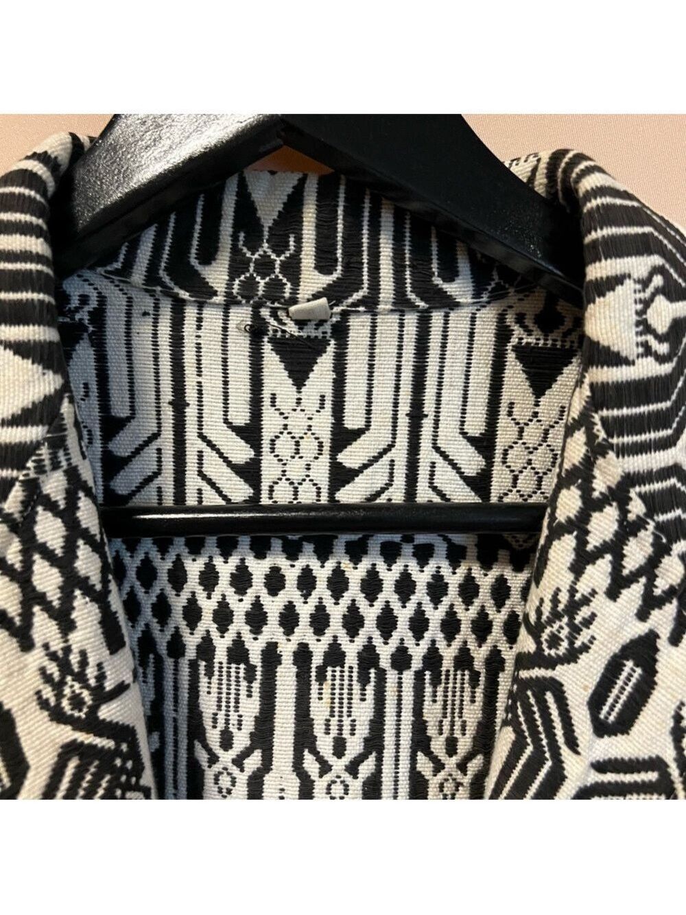 Authentic Guatemalan Jacket - Picture 6 of 6